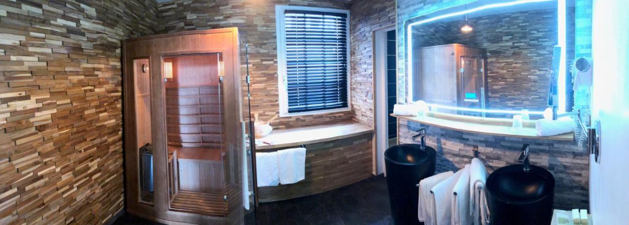 Logis Hotel Et Spa Chez Camillou Омон-Обрак Экстерьер фото